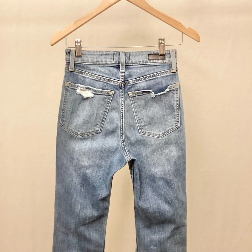 Abercrombie 4 (27) Zoe Natural Rise Ankle Straight Women’s Distressed Jeans